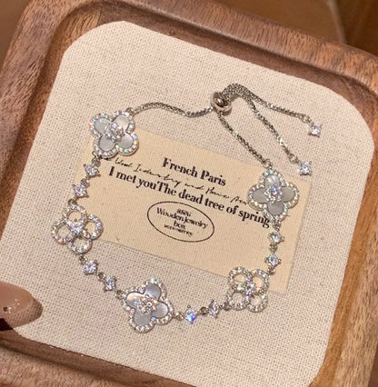 Sakura Cleef Bracelet